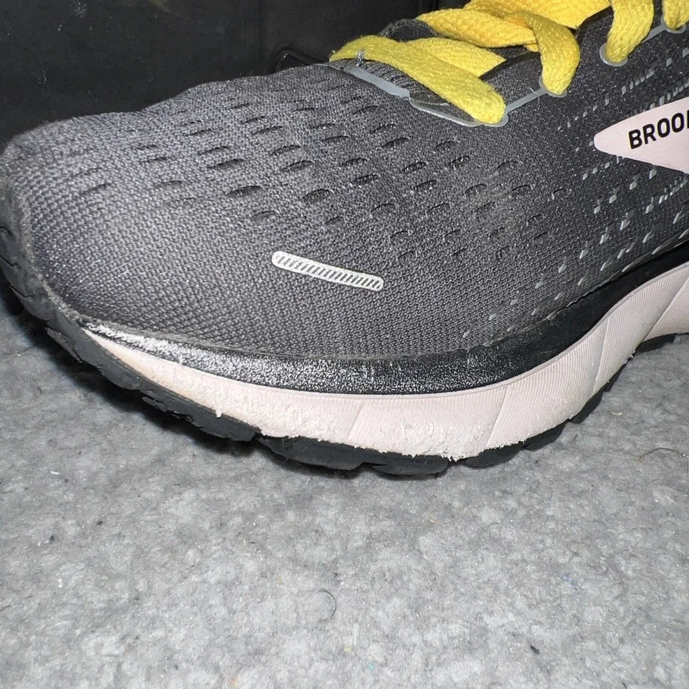 Brooks Ghost 13 Shoes Women's Sz 8.5 Gray/Pink Running Sneakers Lace Up Trainers